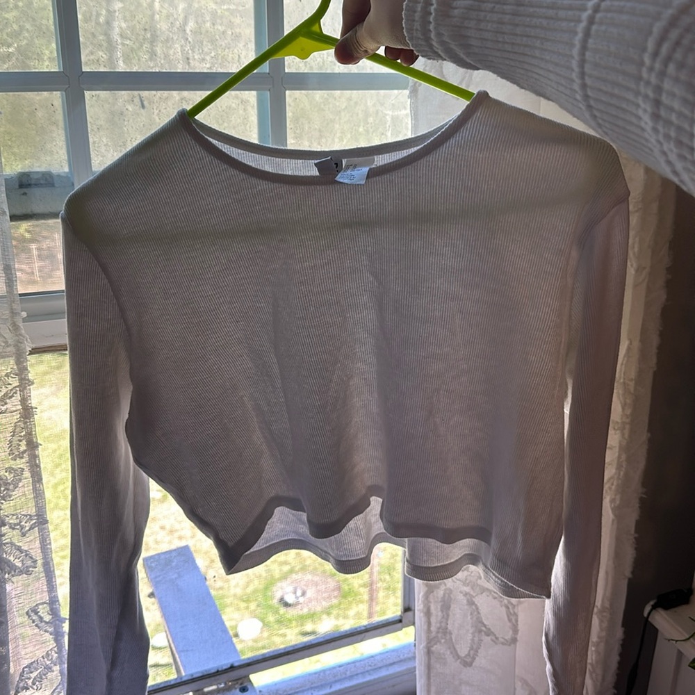 Long sleeved cropped white t-shirt